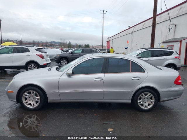 Продажа на аукционе авто 2005 Mercedes-benz E 320, vin: WDBUF65J35A691206, номер лота: 41164890