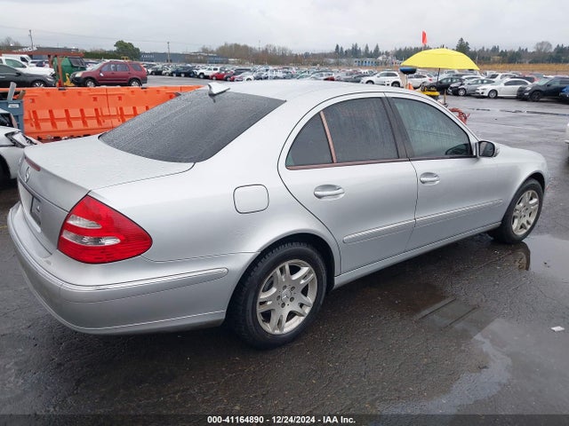 Продажа на аукционе авто 2005 Mercedes-benz E 320, vin: WDBUF65J35A691206, номер лота: 41164890