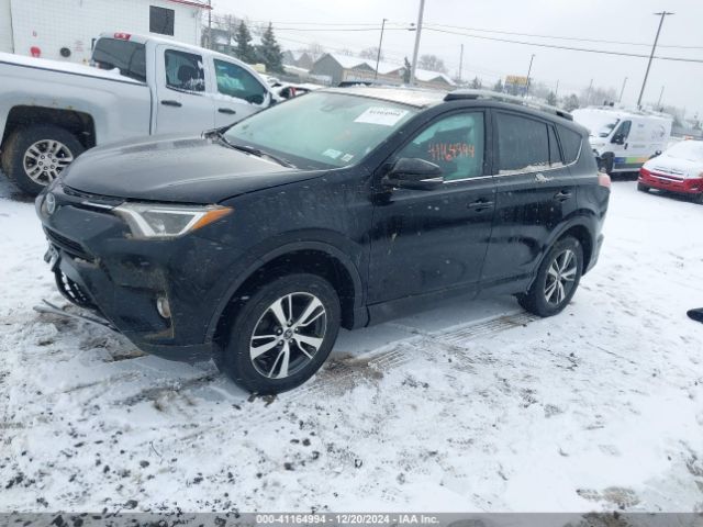 2T3RFREV8JW851250 Toyota Rav4 Adventure/xle
