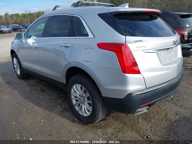 2019 CADILLAC XT5 1GYKNARS9KZ244873 Photo 2