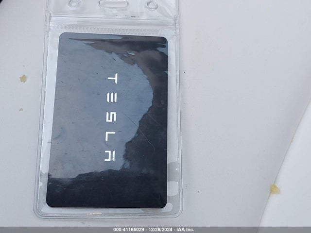 2021 TESLA MODEL Y 5YJYGDEE4MF173747 Photo 10