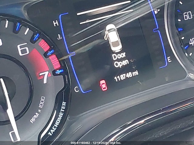 1C3CCCBB9FN725374 Chrysler 200 S