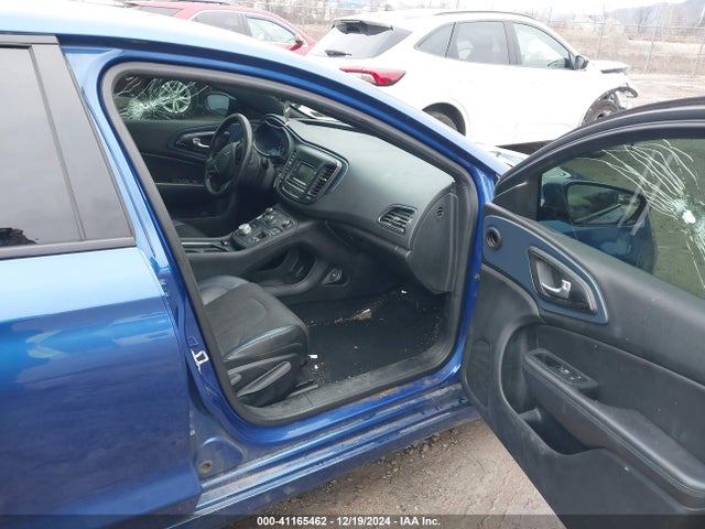 Chrysler 200 S 2015 1C3CCCBB9FN725374 Image 5