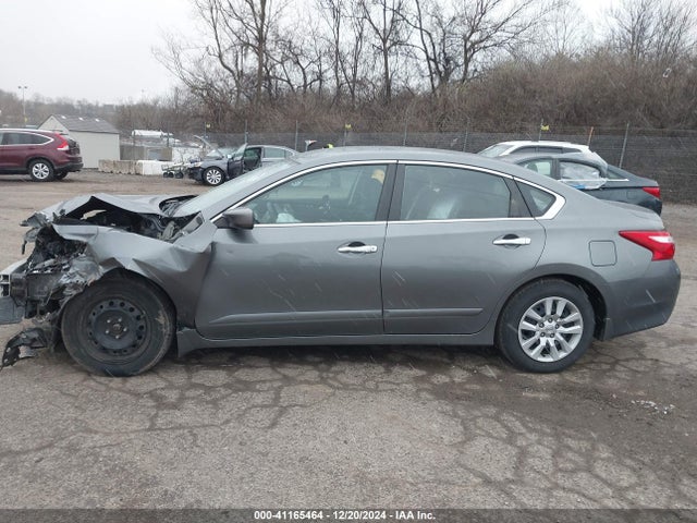 Nissan Altima 2.5 S 2017 1N4AL3AP5HC236961 Image 14