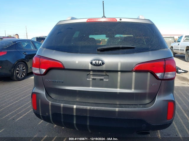 KIA Sorento Lx V6 2015 5XYKTDA75FG605380 Image 16