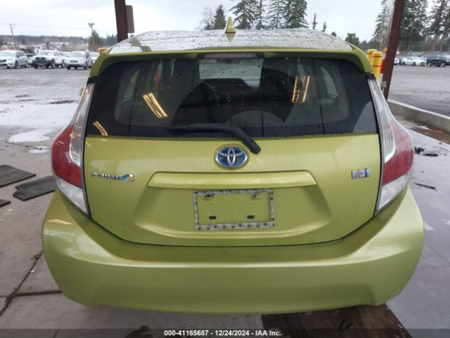 JTDKDTB37F1090398 Toyota Prius C One