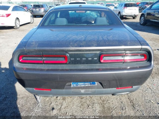 2C3CDZAG3FH865569 Dodge Challenger Sxt