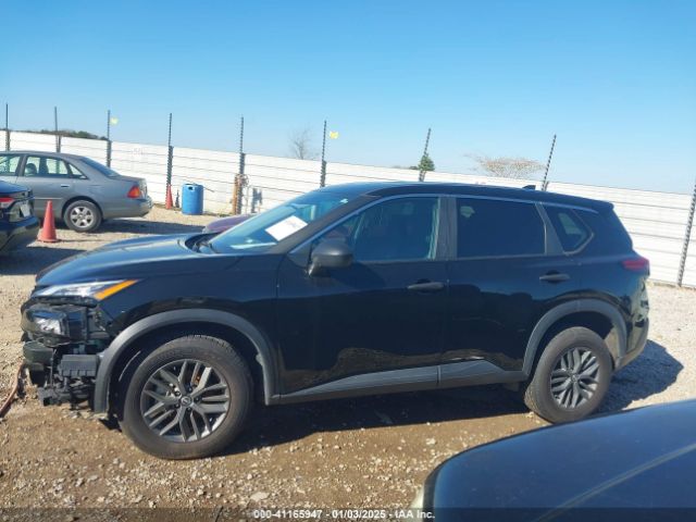 5N1BT3AA4PC788066 Nissan Rogue S Fwd