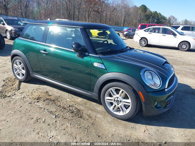 2011 MINI COOPER S WMWSV3C54BTY24522 Photo 0