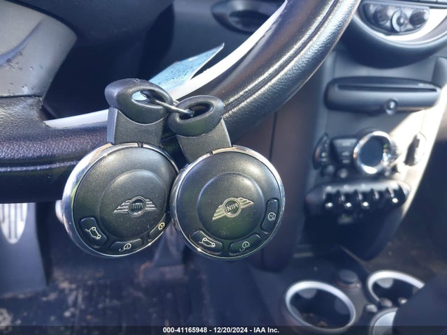 2011 MINI COOPER S WMWSV3C54BTY24522 Photo 10