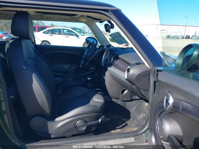 2011 MINI COOPER S WMWSV3C54BTY24522 Photo 4