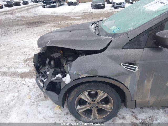 1FMCU9G90FUB35065 Ford ESCAPE SE