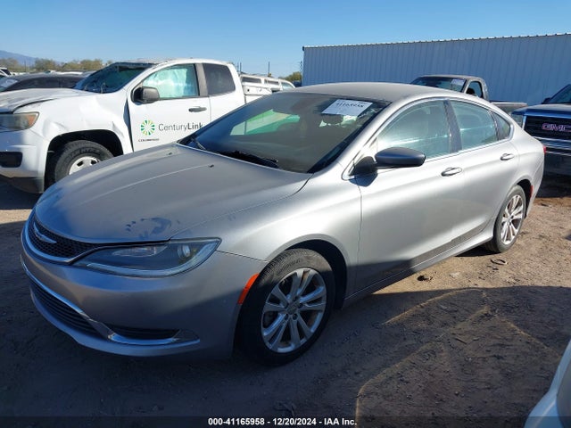 Chrysler 200 Limited 2015 1C3CCCAB7FN633049 Image 2