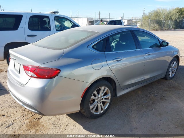 Chrysler 200 Limited 2015 1C3CCCAB7FN633049 Image 4
