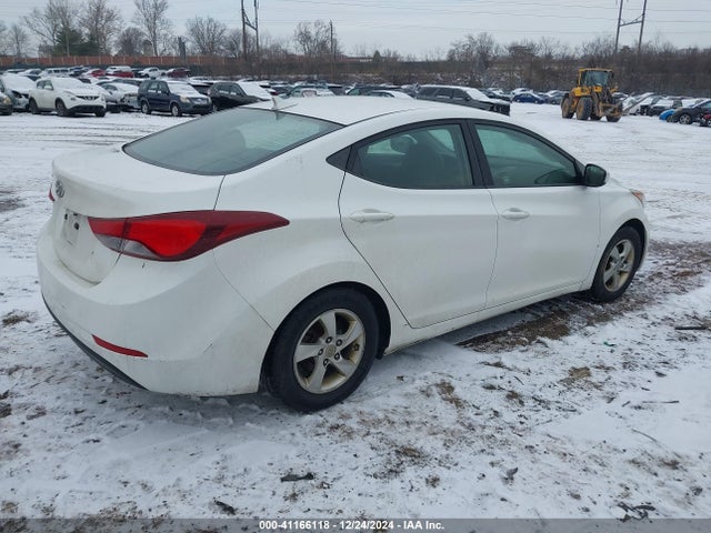 5NPDH4AE3EH479746 Hyundai ELANTRA SE