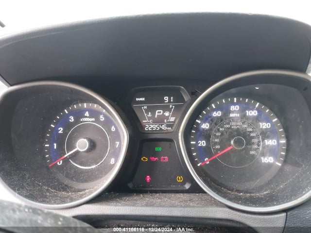 5NPDH4AE3EH479746 Hyundai ELANTRA SE