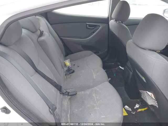 5NPDH4AE3EH479746 Hyundai ELANTRA SE