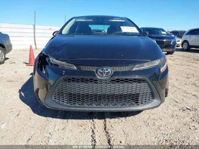 5YFEPMAE2NP329556 Toyota COROLLA LE