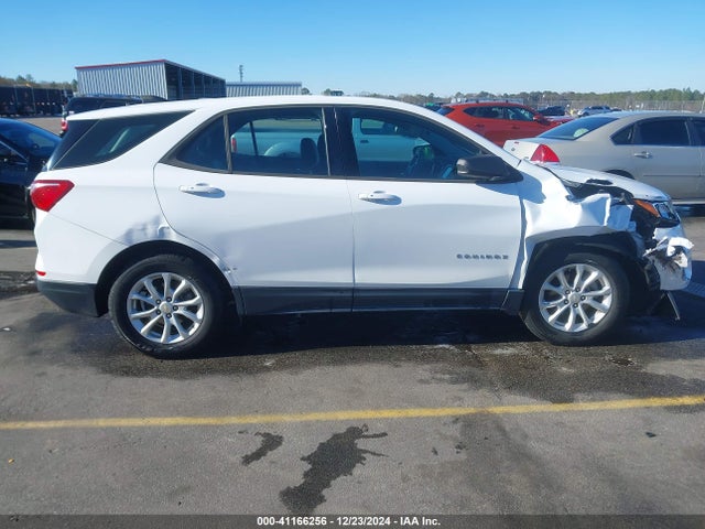 Chevrolet EQUINOX LS 2018 2GNAXHEV7J6272449 Image 13