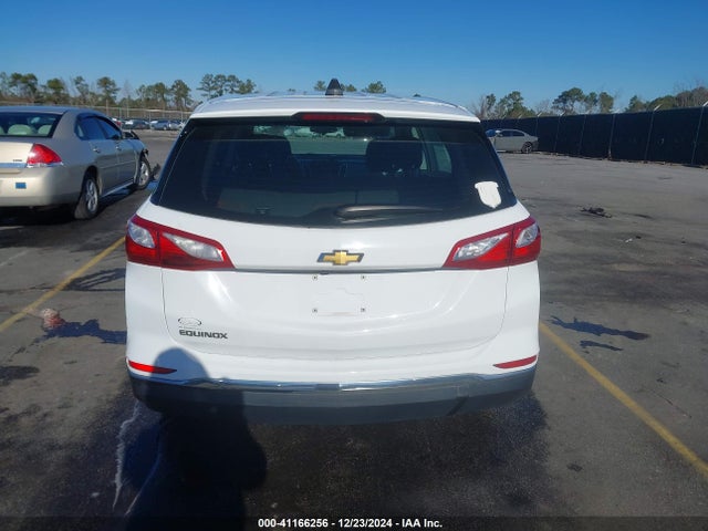 Chevrolet EQUINOX LS 2018 2GNAXHEV7J6272449 Image 16