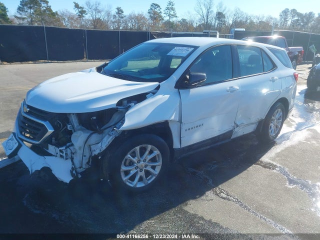 Chevrolet EQUINOX LS 2018 2GNAXHEV7J6272449 Image 2