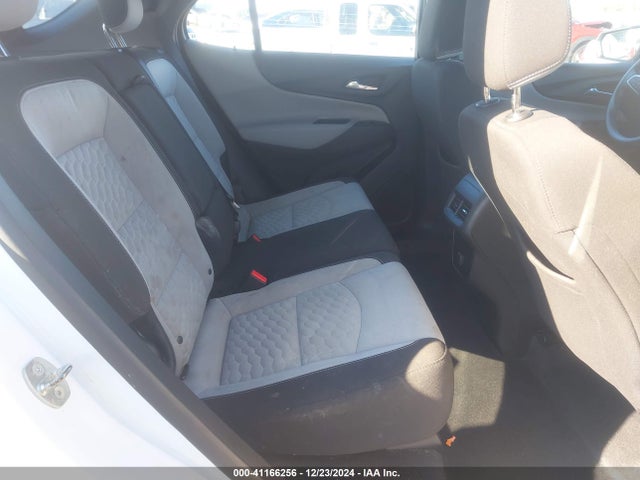 Chevrolet EQUINOX LS 2018 2GNAXHEV7J6272449 Image 8
