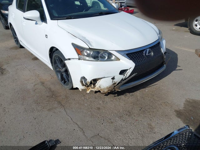 Lexus CT 200H 2015 JTHKD5BHXF2249690 Image 6
