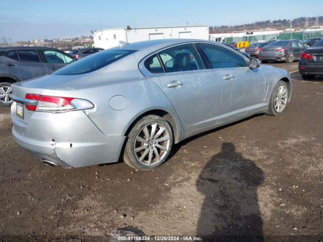 2013 JAGUAR XF SAJWA0ES5DPS87349 Photo 3