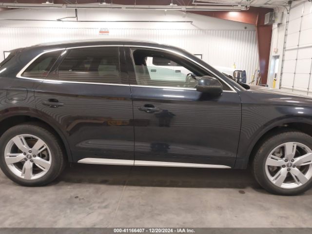 WA1ANAFY0K2105910 Audi Q5 45 Premium