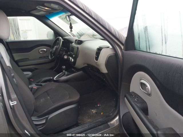 KNDJN2A2XH7462327 KIA Soul