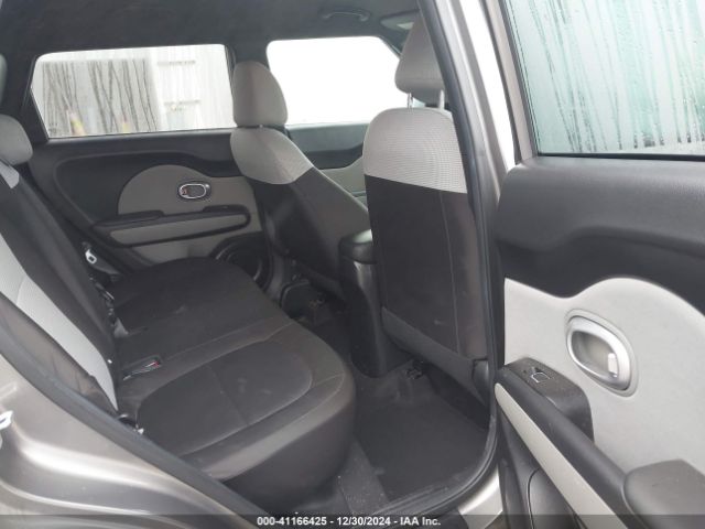 KNDJN2A2XH7462327 KIA Soul