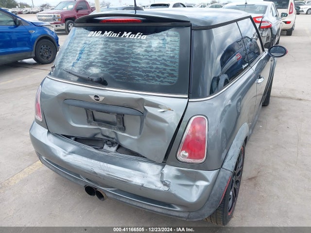 2005 MINI COOPER S WMWRE33555TL13887 Photo 5