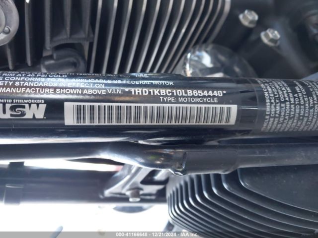 2020 HARLEY-DAVIDSON FLHX 1HD1KBC10LB654440 Photo 9