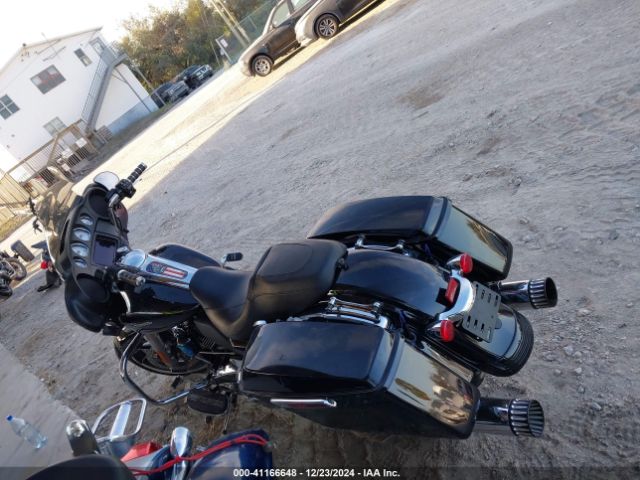 2020 HARLEY-DAVIDSON FLHX 1HD1KBC10LB654440 Photo 3