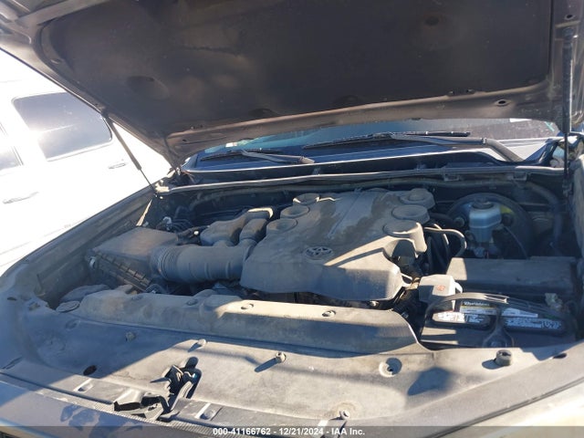 JTEZU5JR2G5140159 Toyota 4RUNNER SR5