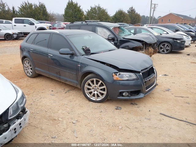 2013 AUDI A3 WAUKJAFM1DA019241 Photo 0