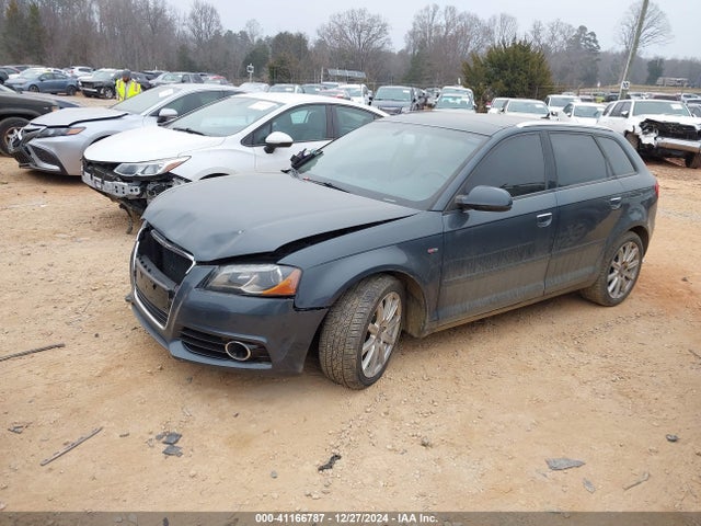 2013 AUDI A3 WAUKJAFM1DA019241 Photo 1
