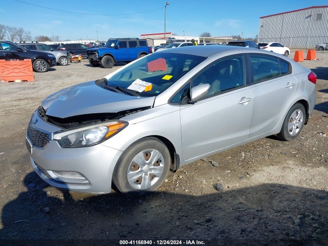 KIA FORTE LX 2015 KNAFX4A61F5427499 Image 2