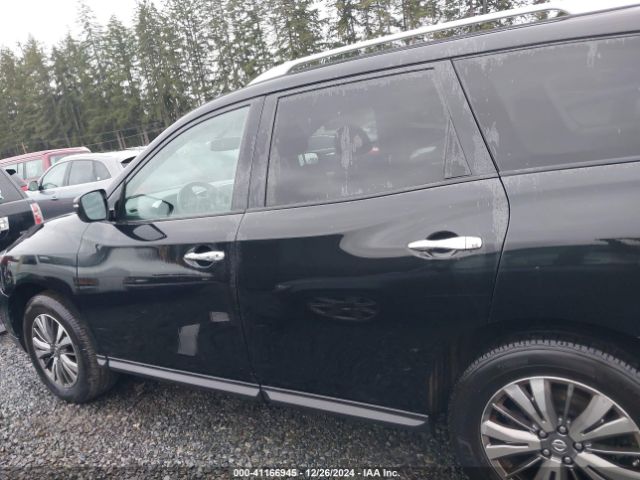 5N1DR2MM2JC641999 Nissan Pathfinder Sv