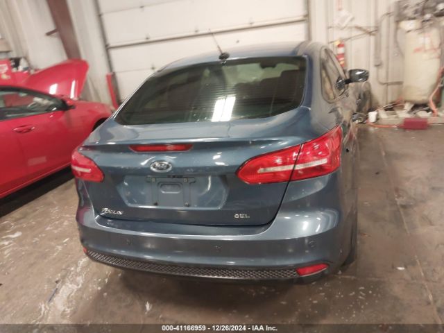 1FADP3H28JL291910 Ford FOCUS SEL