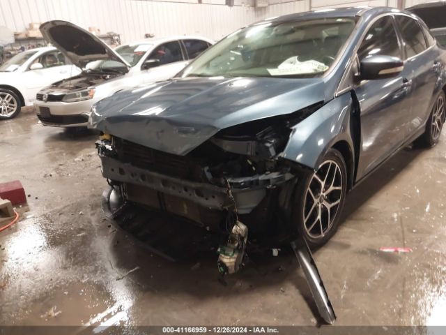 1FADP3H28JL291910 Ford FOCUS SEL