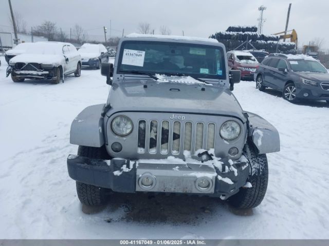 1C4AJWBG1GL126908 Jeep Wrangler Sahara
