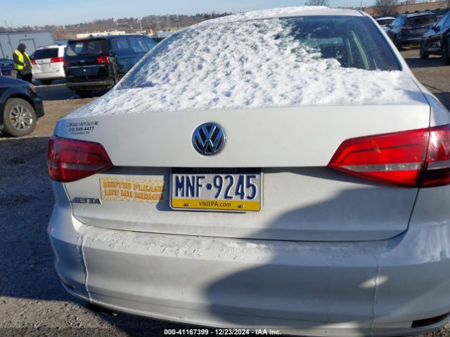 3VW2K7AJ0FM243345 Volkswagen Jetta 2.0l S