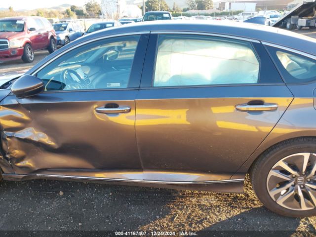 1HGCV3F96KA000461 Honda Accord Hybrid Touring