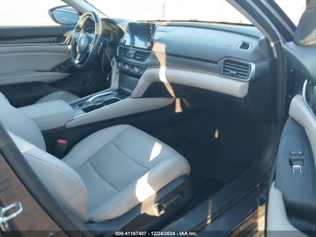 1HGCV3F96KA000461 Honda Accord Hybrid Touring