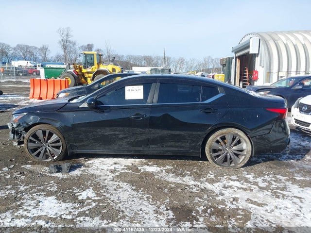 1N4BL4CW3KC144110 Nissan Altima 2.5 Sr