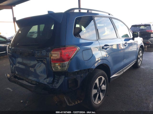 Subaru Forester 2.5i Premium 2017 JF2SJAEC9HH809123 Image 4