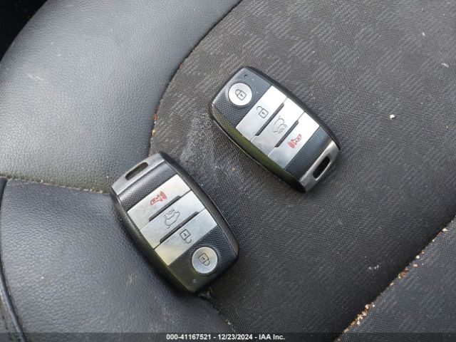 KNDJX3AA5J7553373 KIA Soul !