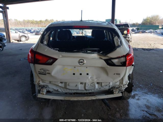 JN1BJ1CR6HW131127 Nissan Rogue Sport S