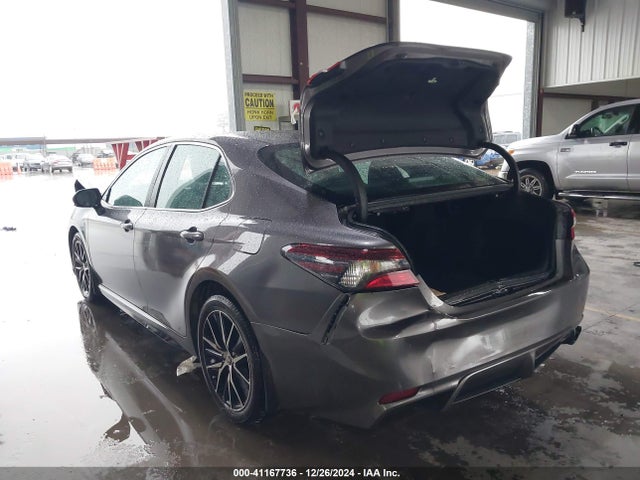 4T1G11AK4NU667568 Toyota CAMRY SE